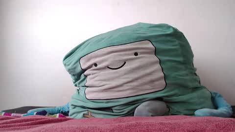 Kortana 2.0 dont forget thumbs up and follow me on twitter online show from 10/05/25, 03:43