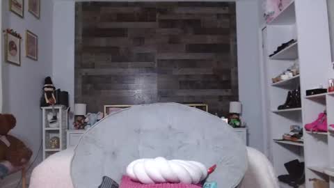 Goddess Laura online show from 09/20/25, 10:55