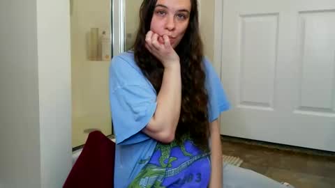 Bella online show from 06/07/26, 07:28