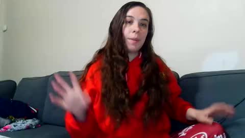 Bella online show from 06/08/26, 03:23