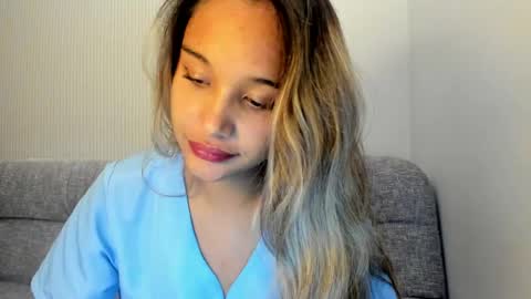 Snapshot of miss_taniac chatting on 04/29/26, 02:04 Miss Taniac online show from 04/29/26, 02:04