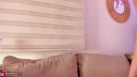 Adara Lpez online show from 03/04/25, 06:39