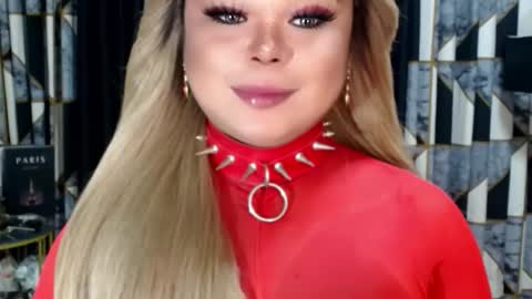 Tyra Davenport online show from 10/24/25, 06:59