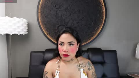 Vaiolette online show from 06/01/26, 11:01