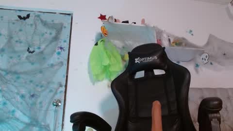 hanna    online show from 10/17/25, 12:58