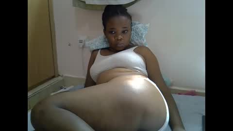 Snapshot of miss_velour chatting on 03/18/26, 07:44 miss_velour online show from 03/18/26, 07:44