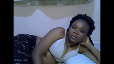 Snapshot of miss_velour chatting on 05/11/26, 05:35 miss_velour online show from 05/11/26, 05:35