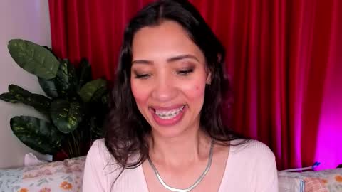 Miss Veronica online show from 12/18/25, 01:17