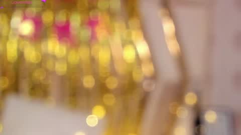 Veronica summer  7AM to 1500 PM hour GMT-5 online show from 12/31/24, 05:40