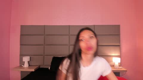 Veronica summer  7AM to 1500 PM hour GMT-5 online show from 01/03/25, 11:35