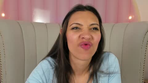 Veronica summer  7AM to 1500 PM hour GMT-5 online show from 01/04/25, 02:35