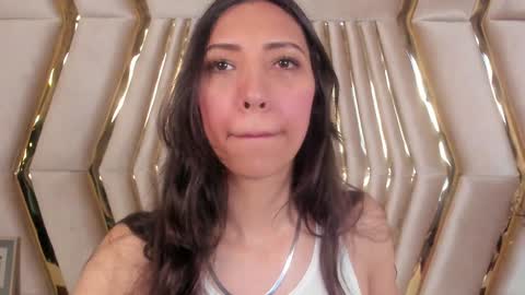 Veronica summer  7AM to 1500 PM hour GMT-5 online show from 01/06/25, 01:41