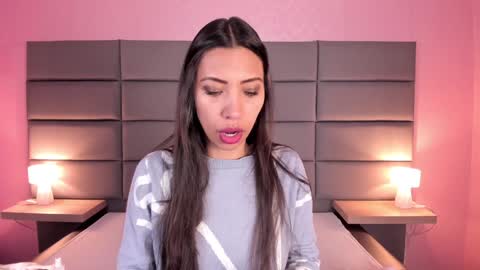 Veronica summer  7AM to 1500 PM hour GMT-5 online show from 01/15/25, 11:32