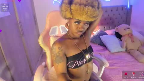 Snapshot of miss_west chatting on 12/16/25, 05:56 Tay Tay Independent Model online show from 12/16/25, 05:56