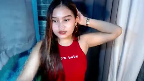 Snapshot of miss_yannax chatting on 05/25/26, 02:12 yanna online show from 05/25/26, 02:12