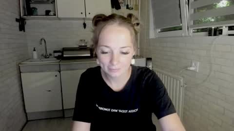 miss_you20 online show from 09/10/25, 09:59