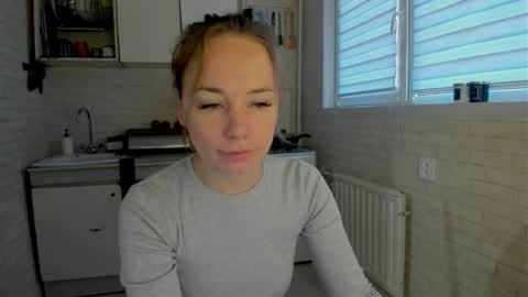 miss_you20 online show from 10/17/25, 05:32