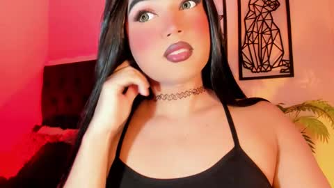 miss_zz online show from 12/15/25, 09:41