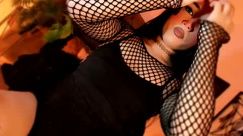 miss_zz online show from 04/26/26, 12:36