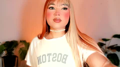miss_zz online show from 05/26/26, 06:04
