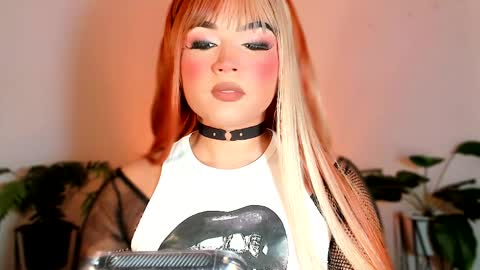 miss_zz online show from 05/27/26, 05:32