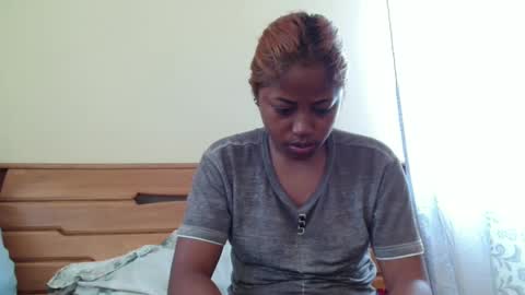 missadh online show from 02/12/25, 09:20