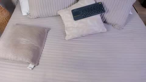 missalannah online show from 10/01/25, 09:21