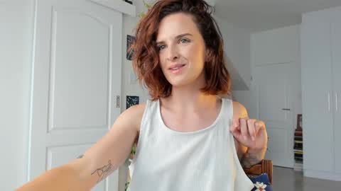 Snapshot of missalexthorn chatting on 03/05/26, 10:33 Alexandra Thorn online show from 03/05/26, 10:33