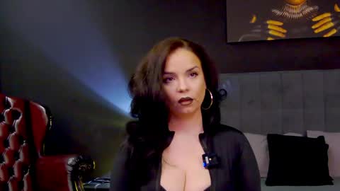 Snapshot of missalicereign chatting on 03/29/26, 04:45 AliceReign online show from 03/29/26, 04:45