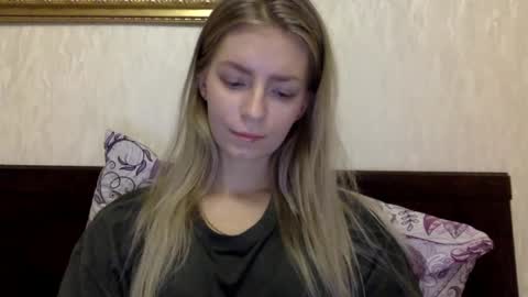 Alli not bb not babe not baby online show from 12/07/24, 12:41