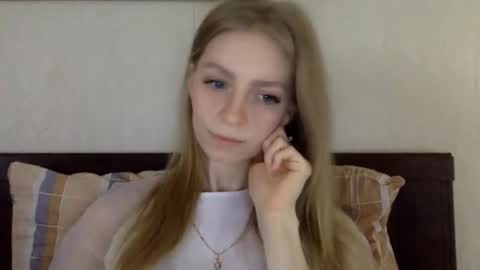 Alli not bb not babe not baby online show from 12/18/24, 12:10