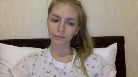 Alli not bb not babe not baby online show from 12/20/24, 02:30