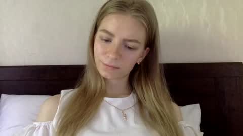 Alli not bb not babe not baby online show from 01/10/25, 01:09
