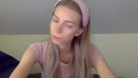 Alli not bb not babe not baby online show from 01/11/25, 01:11