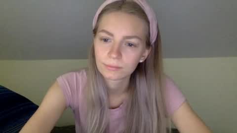 Alli not bb not babe not baby online show from 01/11/25, 09:15