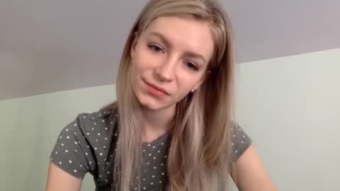 Alli not bb not babe not baby online show from 01/12/25, 04:40