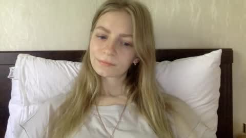 Alli not bb not babe not baby online show from 01/15/25, 07:55