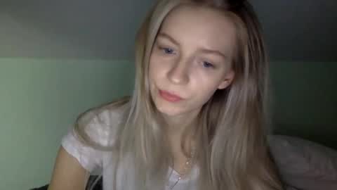 Alli not bb not babe not baby online show from 01/17/25, 11:18