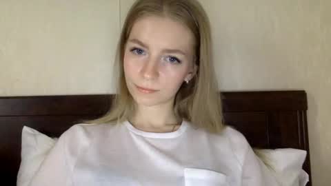 Alli not bb not babe not baby online show from 02/01/25, 09:54