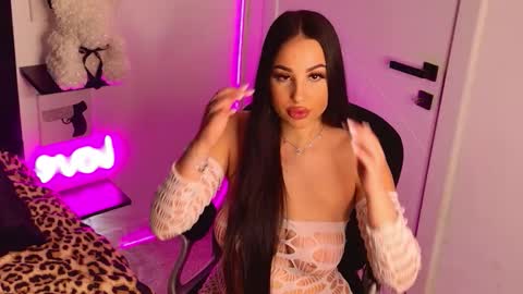 Snapshot of missameliaaa chatting on 01/10/26, 05:37 Amelia online show from 01/10/26, 05:37