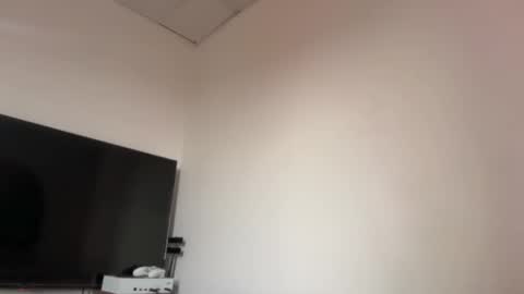 Snapshot of missameliah chatting on 10/08/25, 01:31 Ameliahs online show from 10/08/25, 01:31