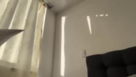 Snapshot of missameliah chatting on 12/05/25, 11:52 Ameliahs online show from 12/05/25, 11:52