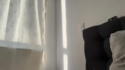 Snapshot of missameliah chatting on 12/15/25, 11:47 Ameliahs online show from 12/15/25, 11:47