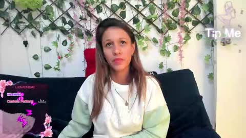 Snapshot of missangel_8 chatting on 12/17/25, 06:08 Missangel 8 online show from 12/17/25, 06:08