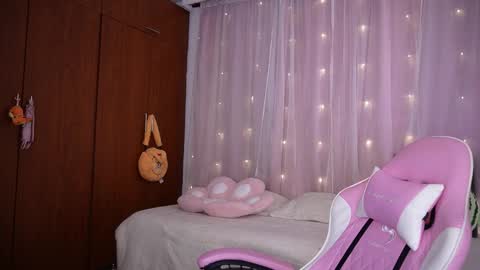 Snapshot of missara_ chatting on 02/03/26, 11:54 missara_ online show from 02/03/26, 11:54