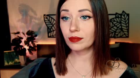 Snapshot of missbeverlymills chatting on 12/14/24, 04:42 The divine Beverly online show from 12/14/24, 04:42