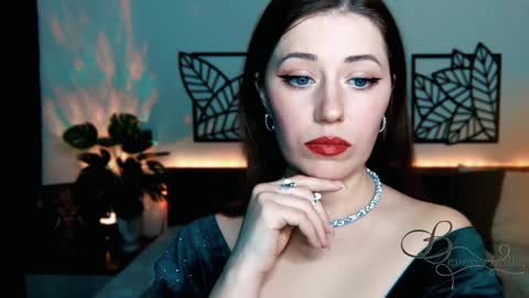 Snapshot of missbeverlymills chatting on 01/09/25, 08:55 The divine Beverly online show from 01/09/25, 08:55