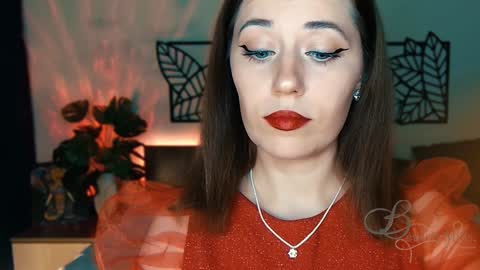 Snapshot of missbeverlymills chatting on 01/18/25, 10:28 The divine Beverly online show from 01/18/25, 10:28