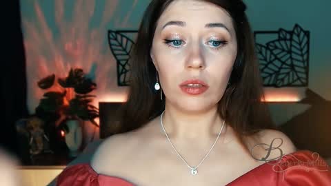 Snapshot of missbeverlymills chatting on 01/25/25, 02:36 The divine Beverly online show from 01/25/25, 02:36