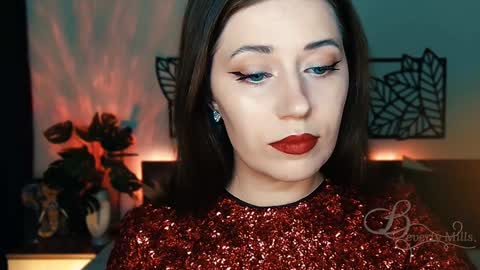 Snapshot of missbeverlymills chatting on 01/26/25, 05:55 The divine Beverly online show from 01/26/25, 05:55